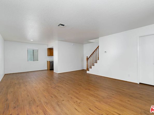 523 Manchester Terrace 5, Inglewood CA 90301