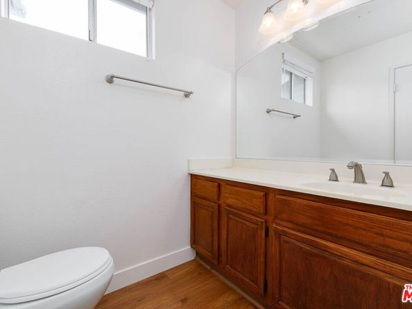 523 Manchester Terrace 5, Inglewood CA 90301