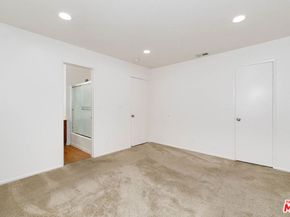 523 Manchester Terrace 5, Inglewood CA 90301