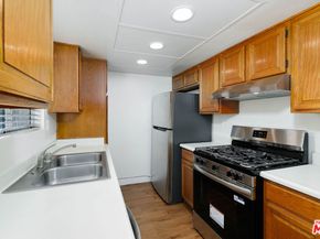 523 Manchester Terrace 5, Inglewood CA 90301