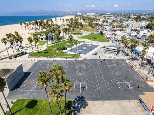 1912 Pacific Avenue, Venice CA 90291