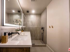 1930 Kemper Street, Los Angeles CA 90065