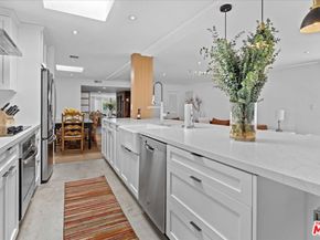 5050 Coldwater Canyon Avenue 310, Sherman Oaks CA 91423