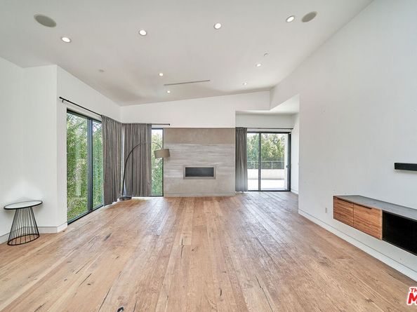 458 S Mansfield Avenue, Los Angeles CA 90036