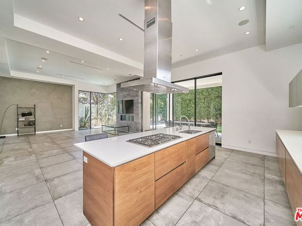 458 S Mansfield Avenue, Los Angeles CA 90036