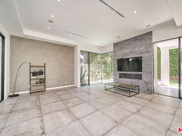 458 S Mansfield Avenue, Los Angeles CA 90036