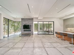 458 S Mansfield Avenue, Los Angeles CA 90036