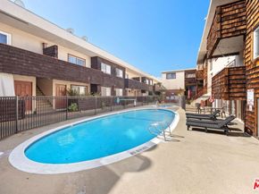 5400 Newcastle Avenue 66, Encino CA 91316