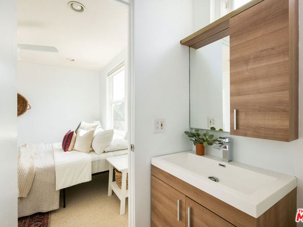 2408 34th Street 5, Santa Monica CA 90405