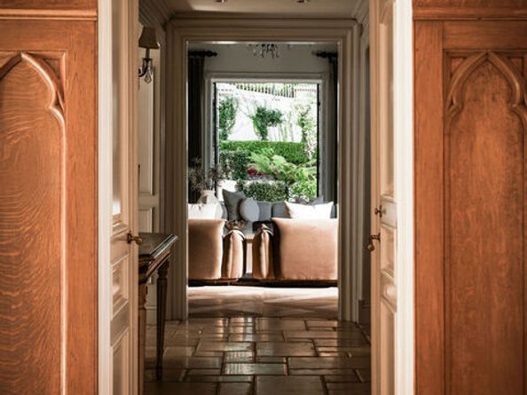 10950 Bellagio Road, Los Angeles CA 90077