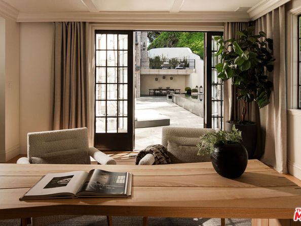 10950 Bellagio Road, Los Angeles CA 90077