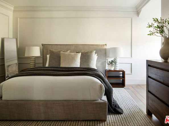 10950 Bellagio Road, Los Angeles CA 90077