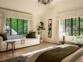 10950 Bellagio Road, Los Angeles CA 90077