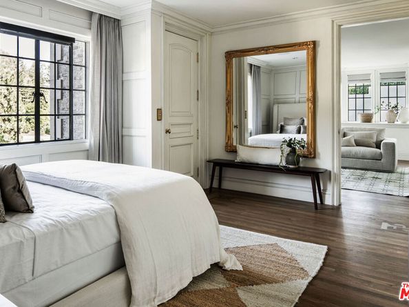 10950 Bellagio Road, Los Angeles CA 90077