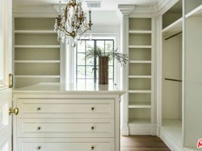 10950 Bellagio Road, Los Angeles CA 90077