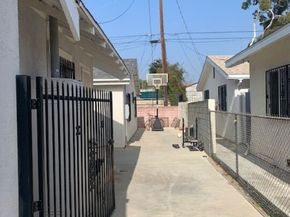 1493 W 47th Street, Los Angeles CA 90062