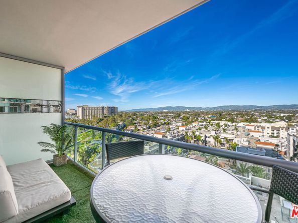 13700 Marina Pointe Drive 1007, Marina Del Rey CA 90292