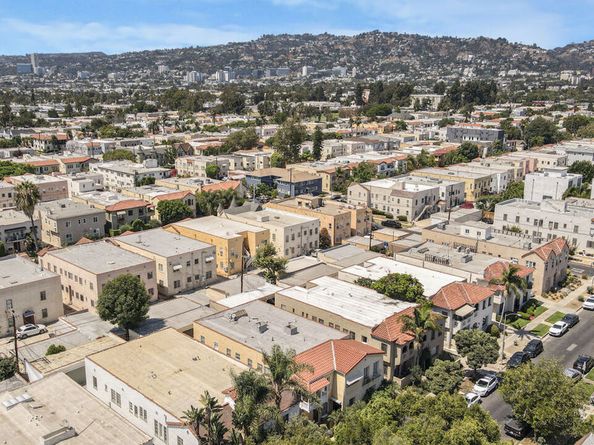 347 N Curson Avenue, Los Angeles CA 90036