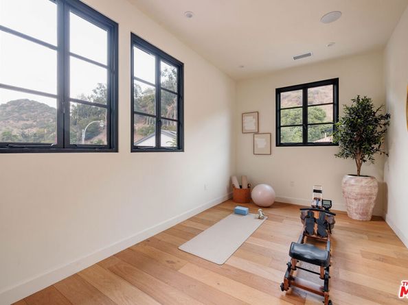 1937 N Beverly Drive, Beverly Hills CA 90210