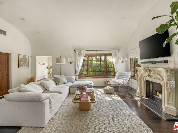 358 S Sycamore Avenue, Los Angeles CA 90036
