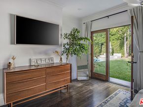 358 S Sycamore Avenue, Los Angeles CA 90036