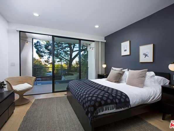 14835 Valley Vista Boulevard, Sherman Oaks CA 91403