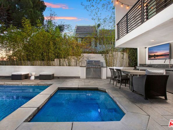 14835 Valley Vista Boulevard, Sherman Oaks CA 91403