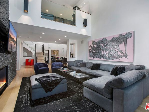 14835 Valley Vista Boulevard, Sherman Oaks CA 91403