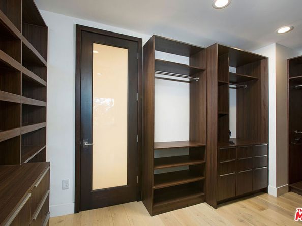 14835 Valley Vista Boulevard, Sherman Oaks CA 91403