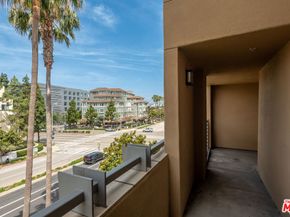5831 Seawalk Drive 240, Playa Vista CA 90094