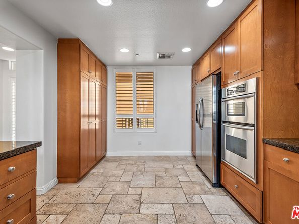 5831 Seawalk Drive 240, Playa Vista CA 90094