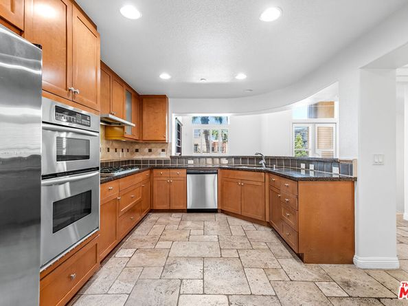 5831 Seawalk Drive 240, Playa Vista CA 90094