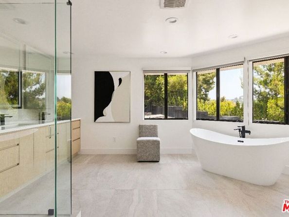 1063 Stradella Road, Los Angeles CA 90077