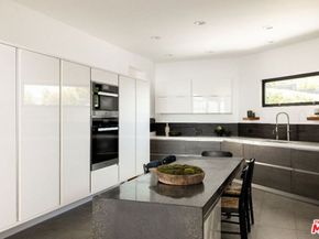 1063 Stradella Road, Los Angeles CA 90077