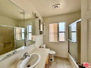 4746 Oakwood Avenue 1, Los Angeles CA 90004