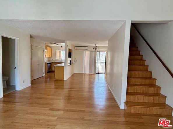 4746 Oakwood Avenue 1, Los Angeles CA 90004