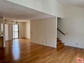4746 Oakwood Avenue 1, Los Angeles CA 90004