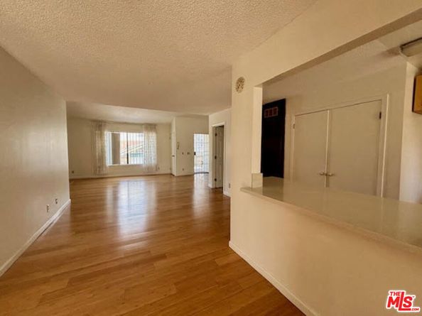 4746 Oakwood Avenue 1, Los Angeles CA 90004