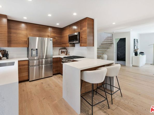 7242 Woodrow Wilson Drive, Los Angeles CA 90068