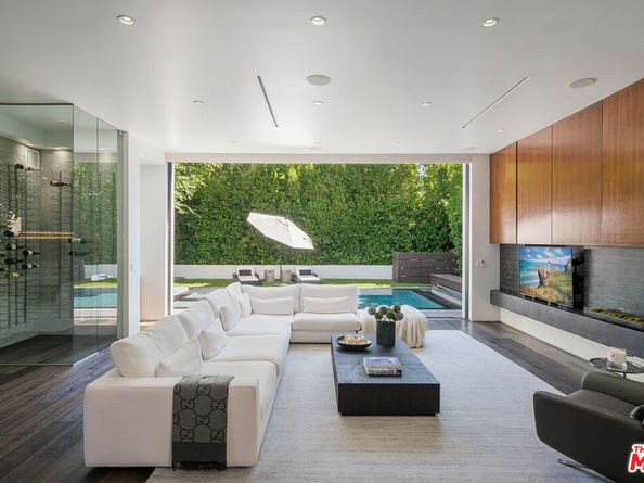 128 S Almont Drive, Los Angeles CA 90048