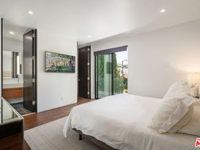 128 S Almont Drive, Los Angeles CA 90048