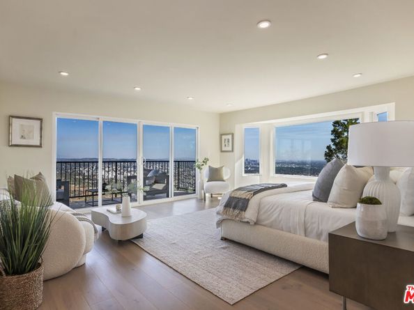 8300 Grand View Drive, Los Angeles CA 90046