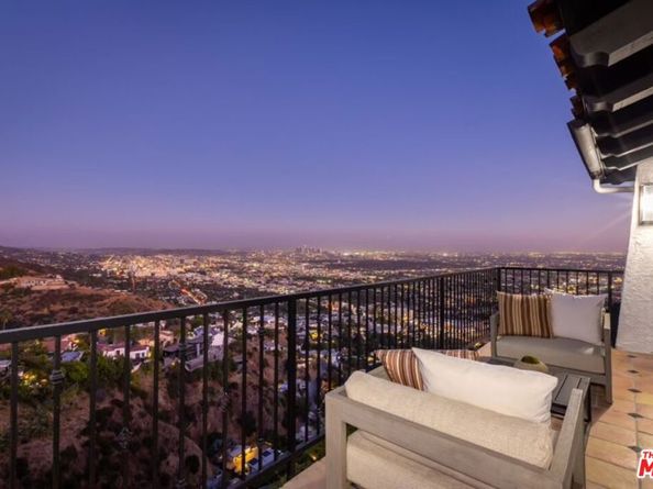 8300 Grand View Drive, Los Angeles CA 90046