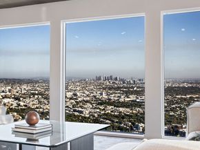 8300 Grand View Drive, Los Angeles CA 90046