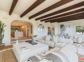 8300 Grand View Drive, Los Angeles CA 90046