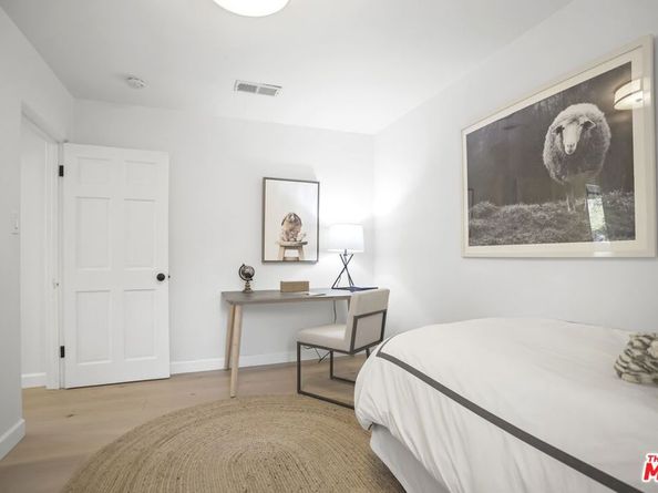 11708 Huston Street, Valley Village CA 91607