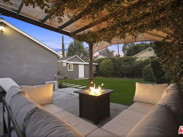 11708 Huston Street, Valley Village CA 91607