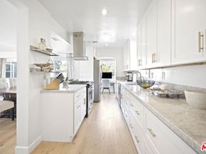 11708 Huston Street, Valley Village CA 91607