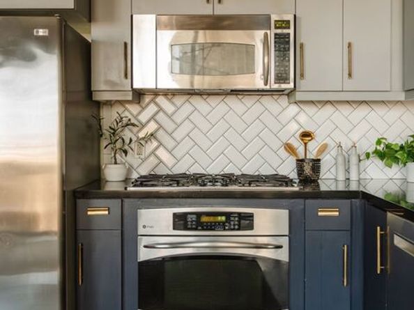 655 S Hope Street 1401, Los Angeles CA 90017
