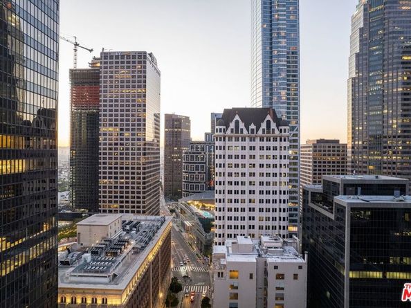 655 S Hope Street 1401, Los Angeles CA 90017